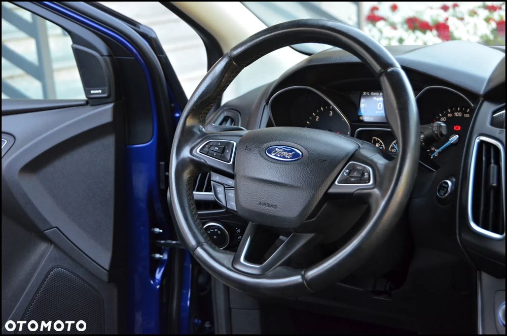 Ford Focus - 27