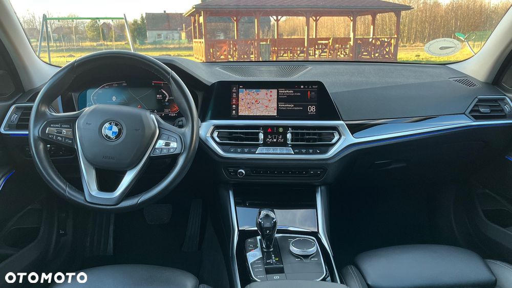 BMW Seria 3 320d Sport Line Shadow sport - 18