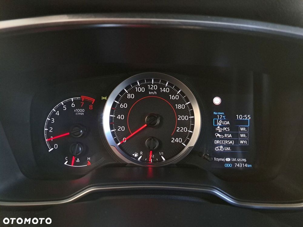 Toyota Corolla - 32