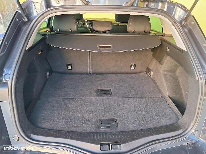 Renault Mégane Sport Tourer 1.3 TCe Limited - 28