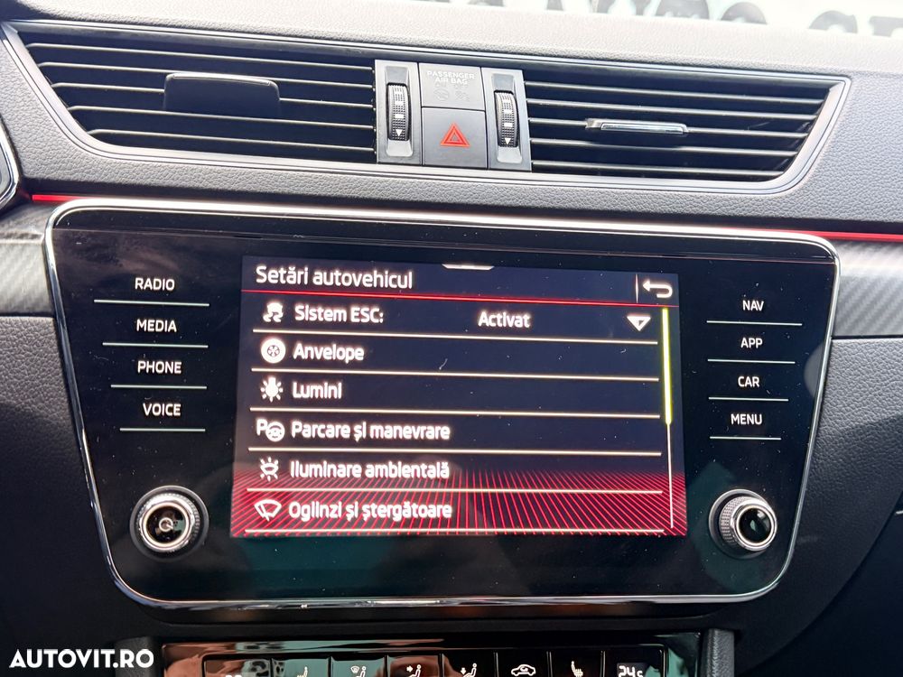 Skoda Superb 2.0 TSI DSG 4X4 Sportline - 19