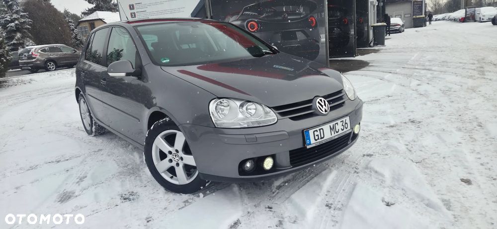 Volkswagen Golf - 18