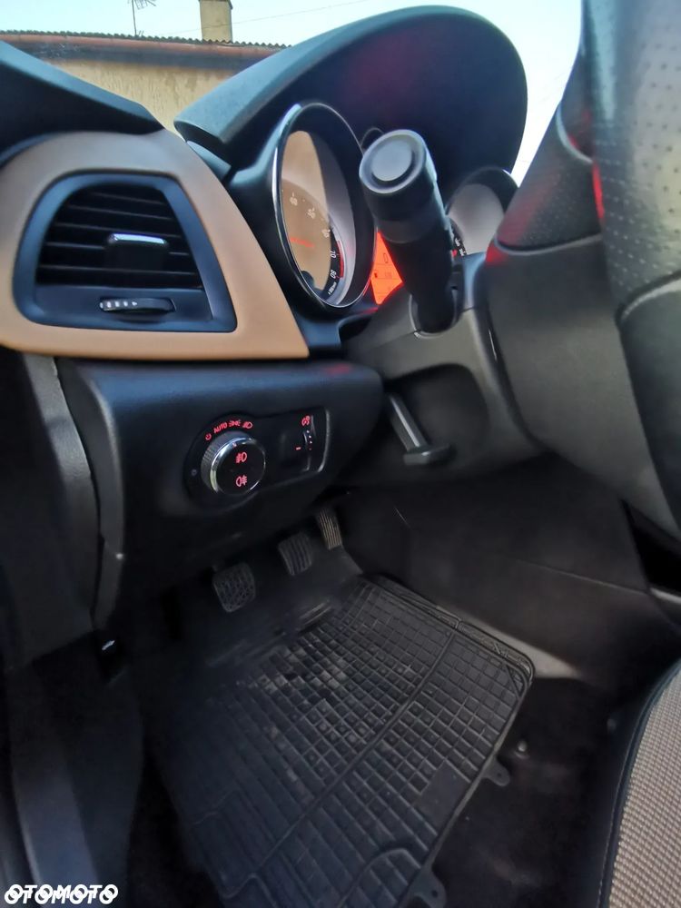Opel Astra 1.4 T Sport S&S EU6 - 28