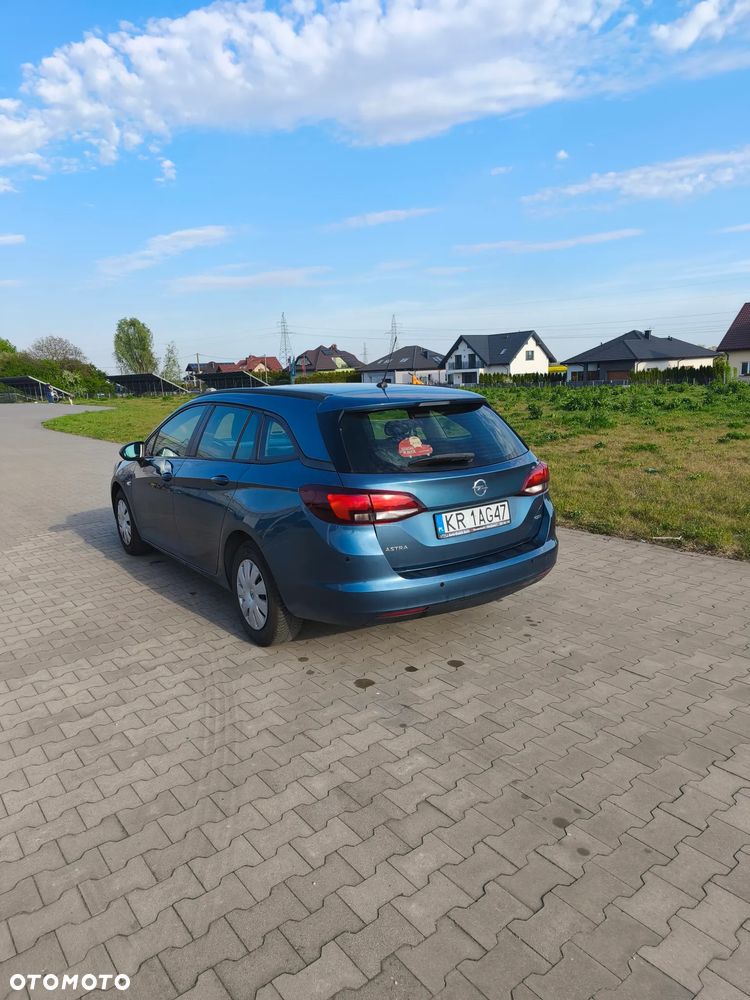 Opel Astra 1.6 CDTI Enjoy - 4