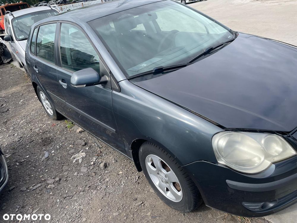 Volkswagen Polo 9N  Na Części Kolor : LC7V - 4