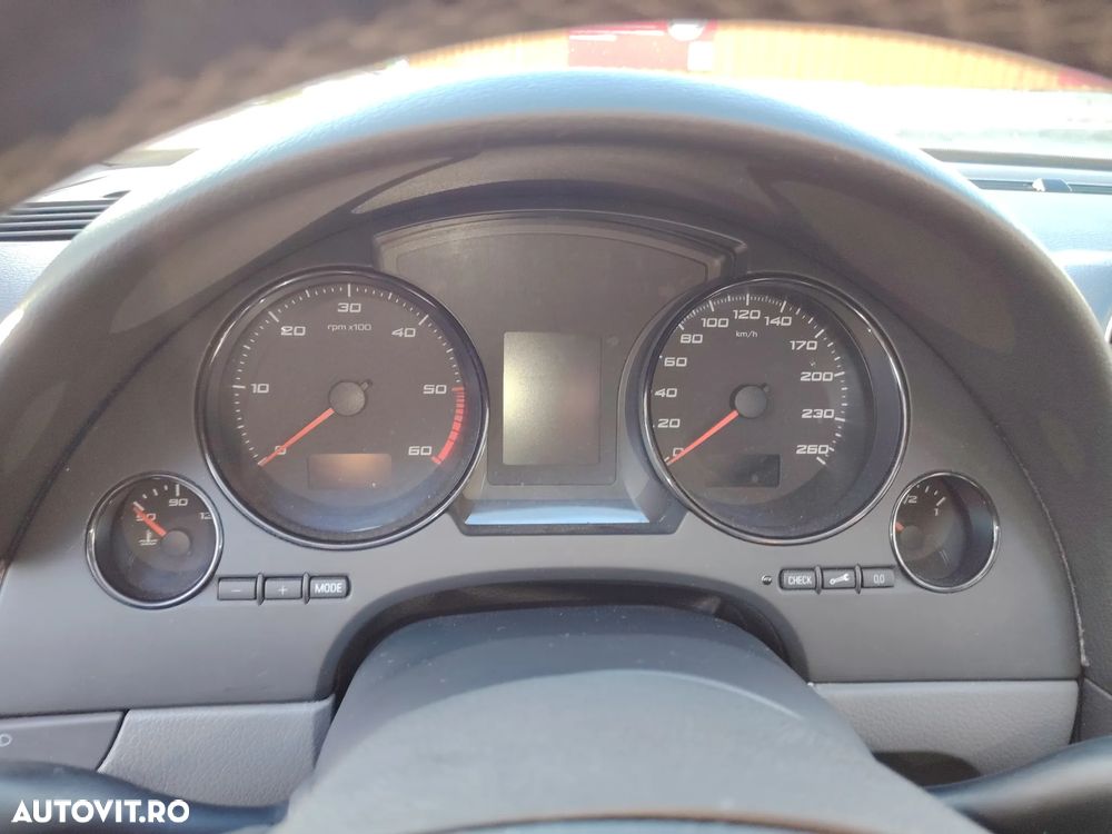 Seat Exeo 2.0 TDI 143 CP Style - 11