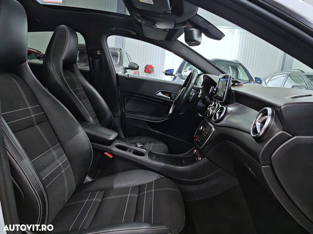 Mercedes-Benz CLA 220 d Shooting Brake 7G-DCT - 12