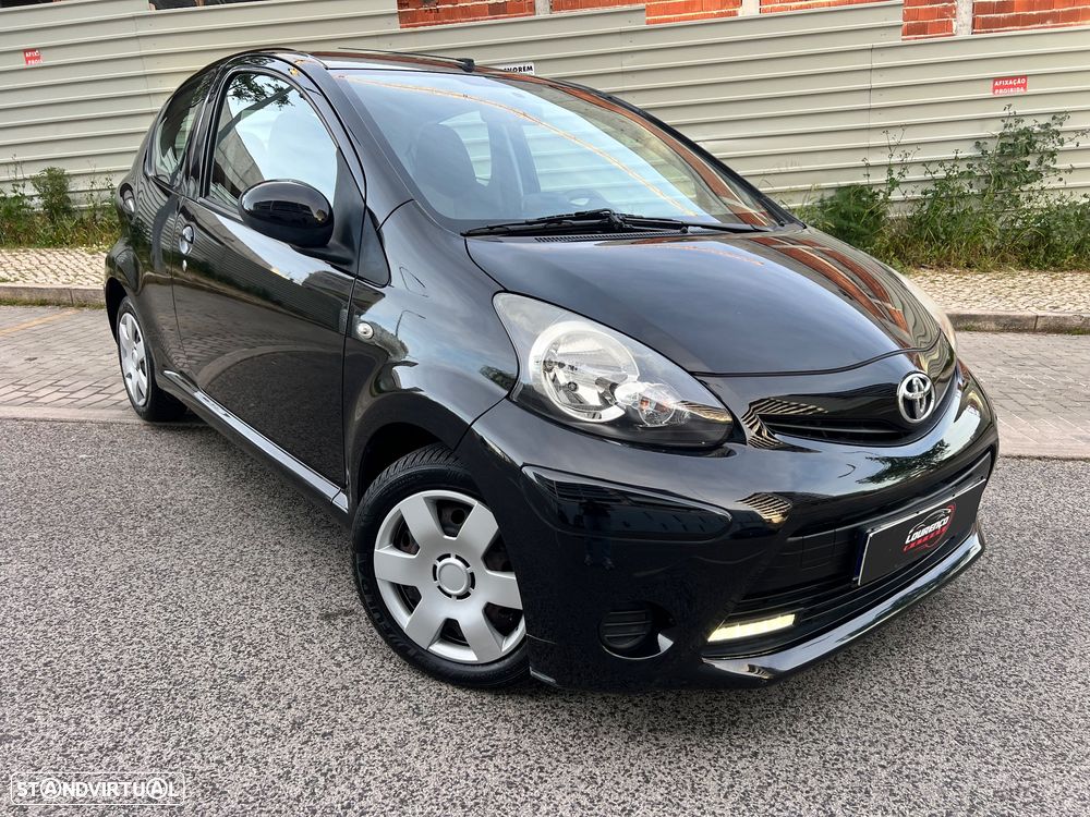 Toyota Aygo 1.0 X-Play+AC+X-Touch - 1