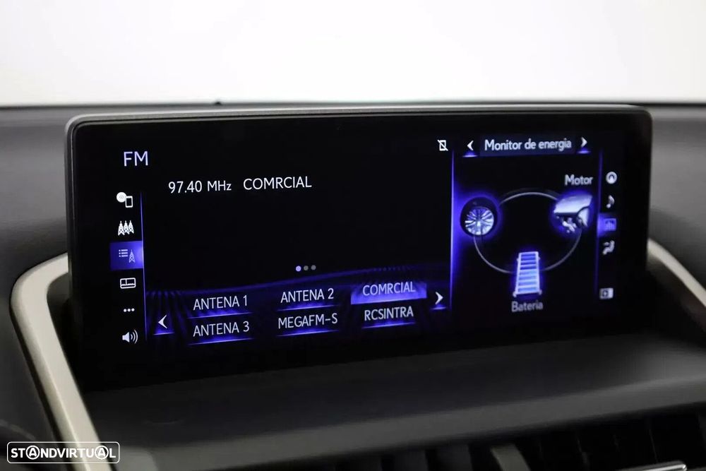 Lexus NX 300h Executive Plus - 33