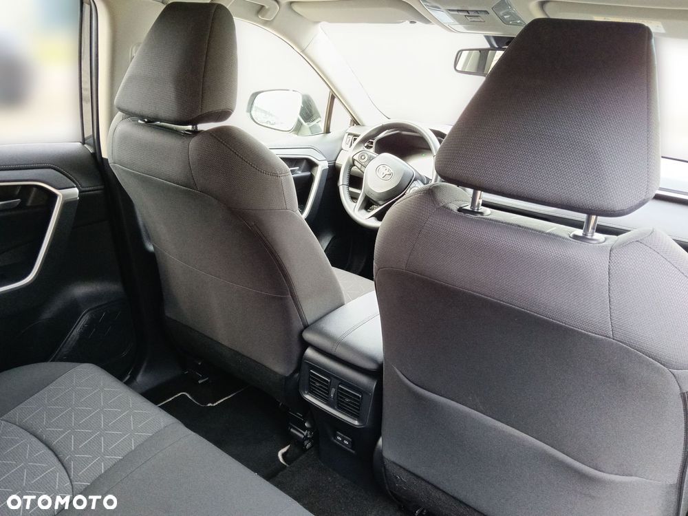 Toyota RAV4 - 11