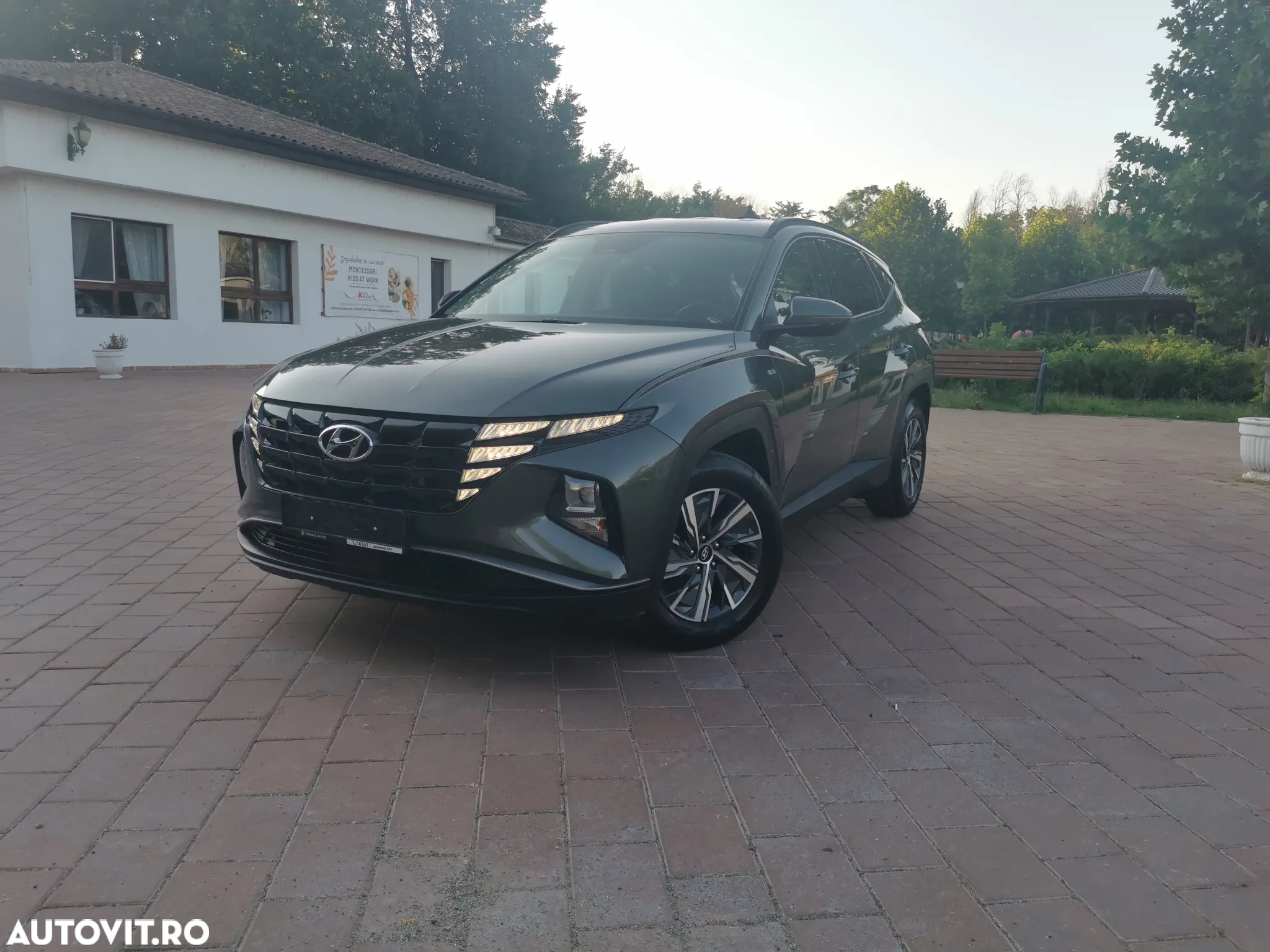 Hyundai Tucson M-Hybrid 1.6 l 180 CP 4WD 7DCT Style - 4