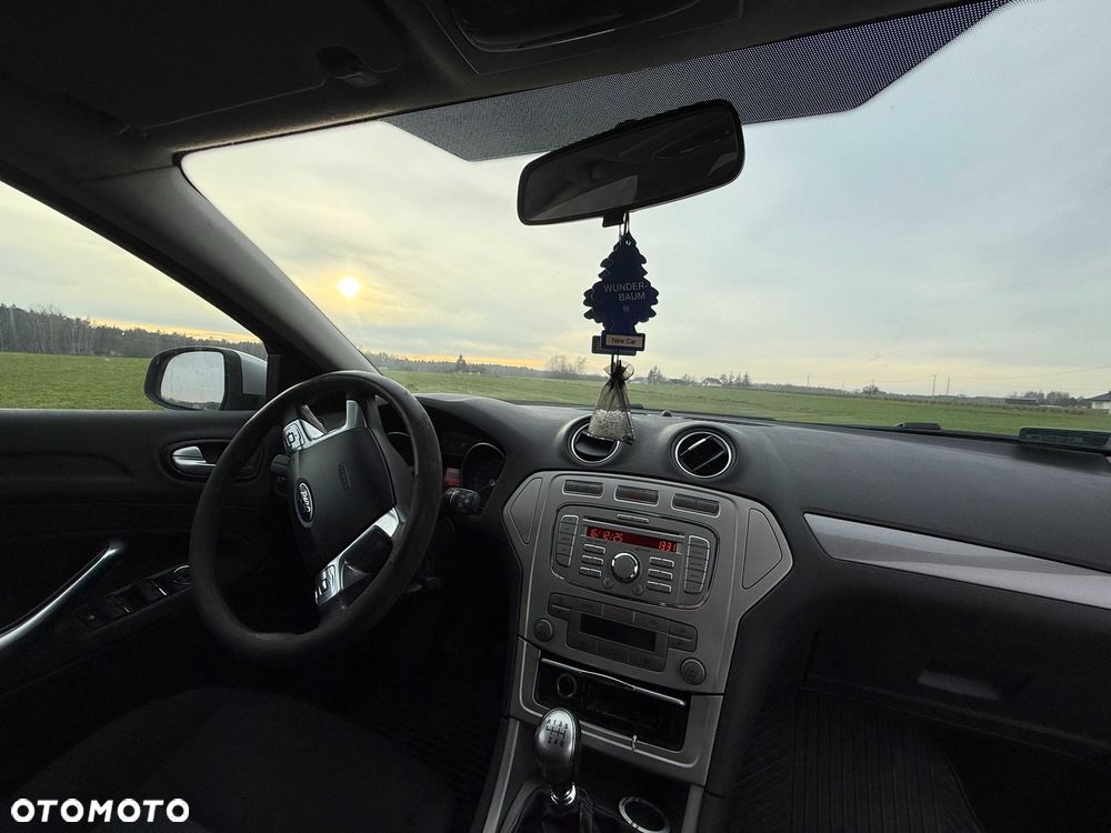 Ford Mondeo - 6