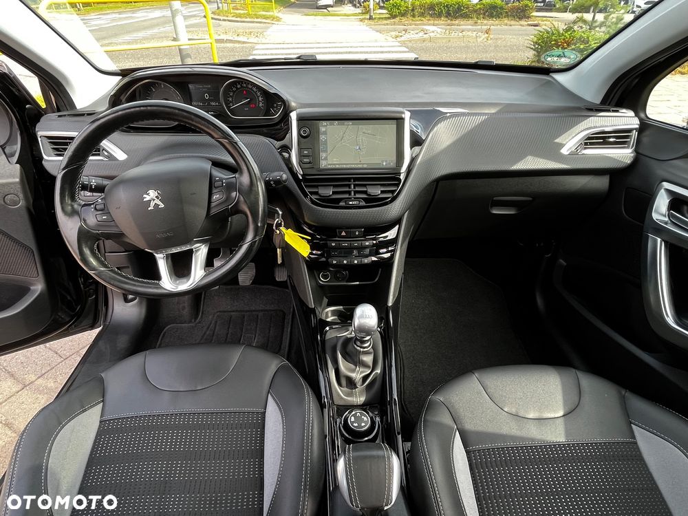 Peugeot 2008 BlueHDi FAP 120 STOP & START Allure - 32