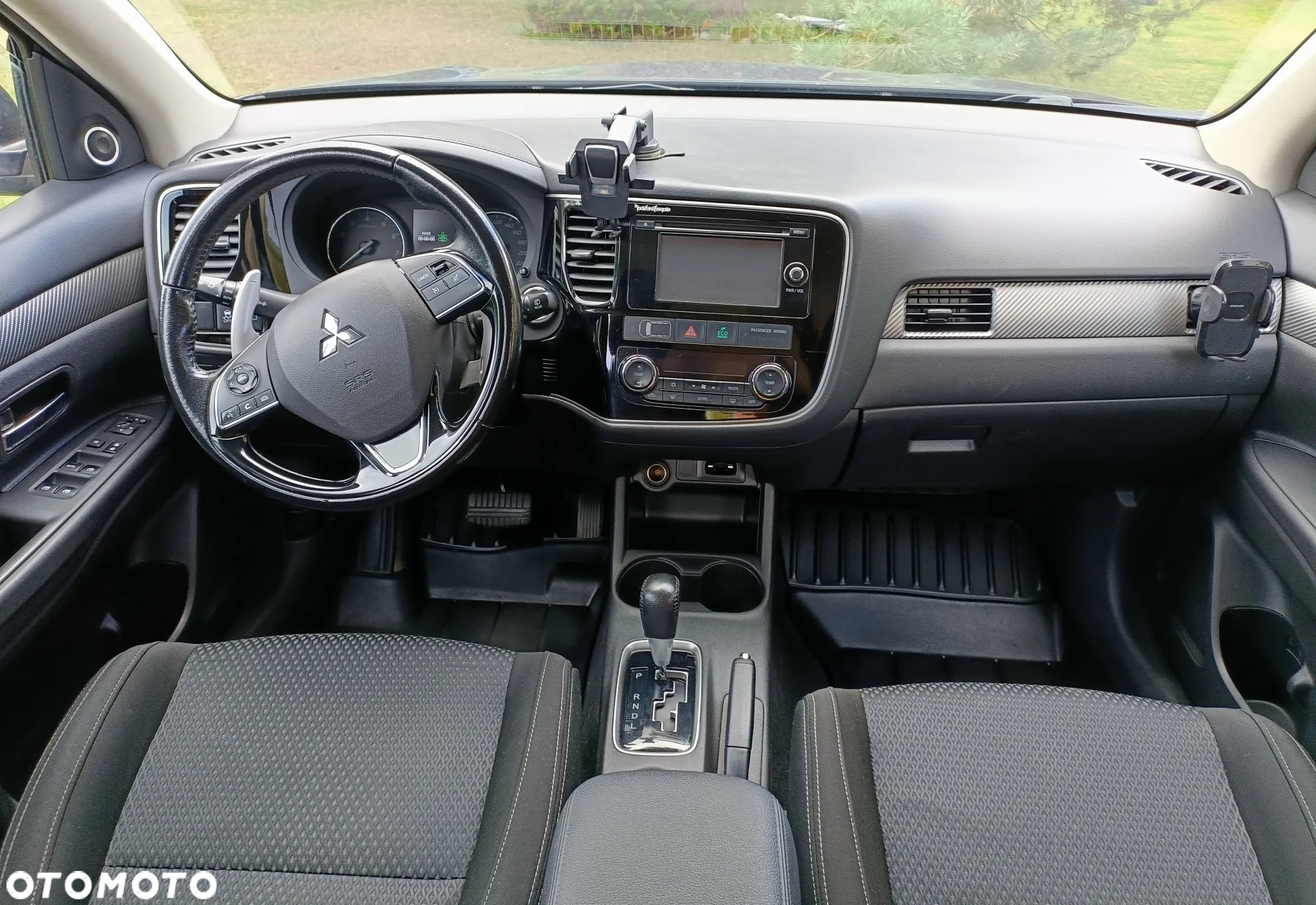 Mitsubishi Outlander 2.0 Intense + 4WD CVT - 6