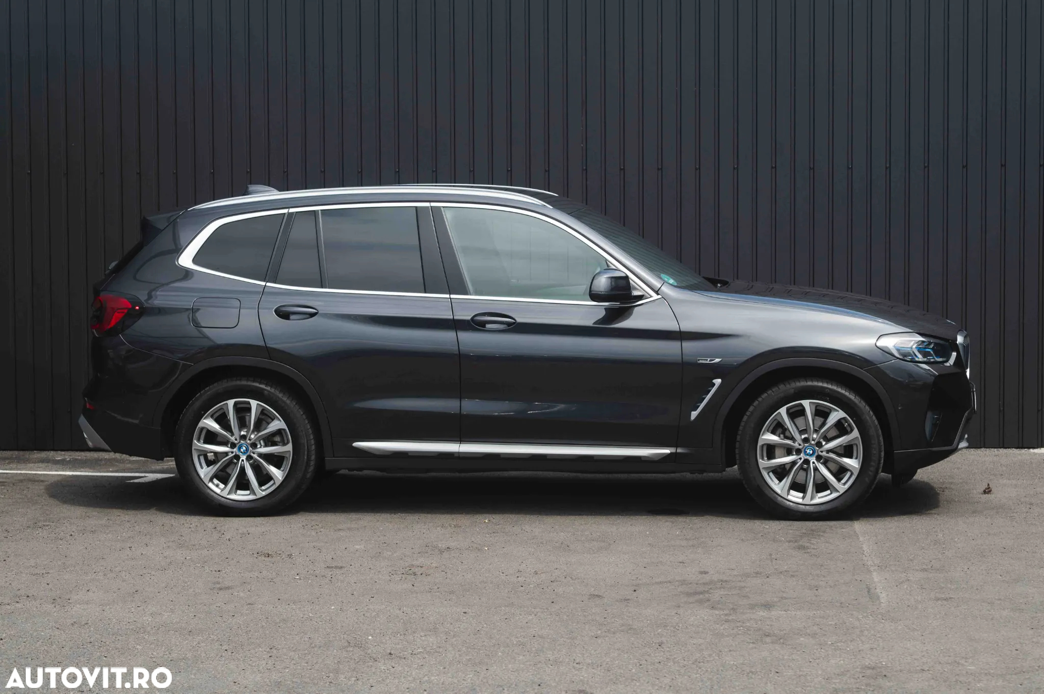 BMW X3 xDrive30e AT PHEV - 4