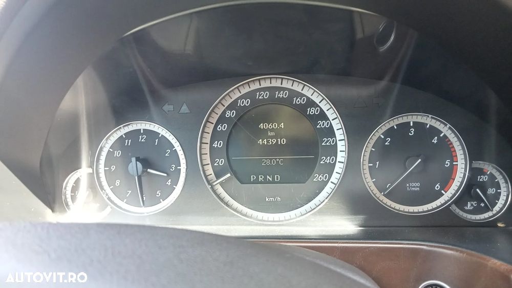 Mercedes-Benz E 220 CDI BlueEfficiency Aut. - 11