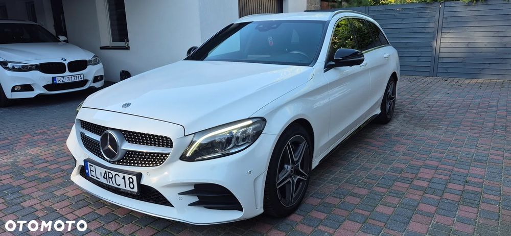 Mercedes-Benz Klasa C 300 9G-TRONIC - 10