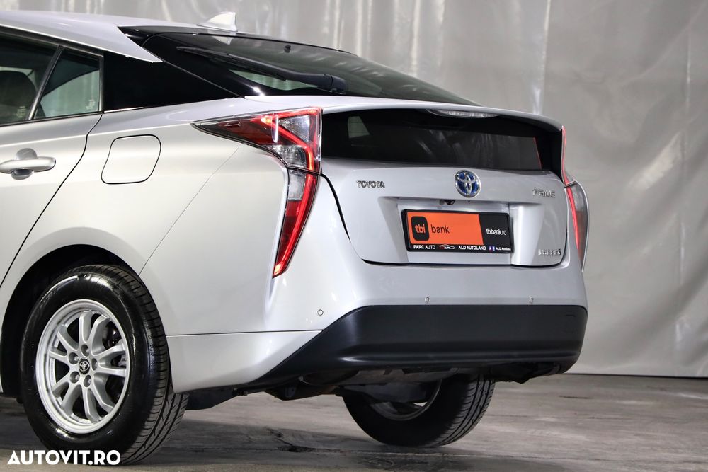 Toyota Prius 1.8 Dual VVT-i Sol - 20