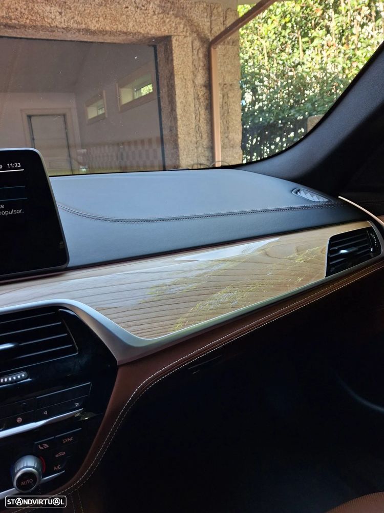 BMW 530 e Aut. Luxury Line - 29