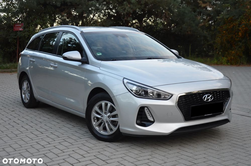 Hyundai i30 1.0 T-GDI Connect & Go - 2