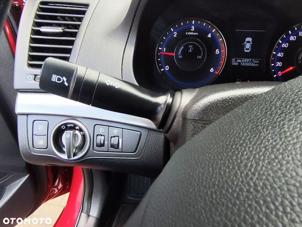 Hyundai i40 i40cw 1.7 CRDi Fifa World Cup Edition - 13