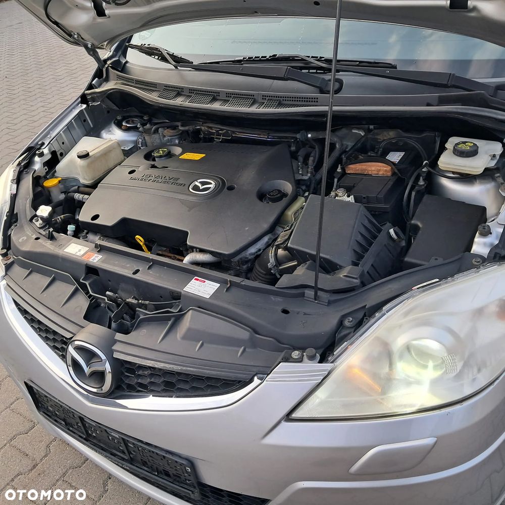 Mazda 5 - 6