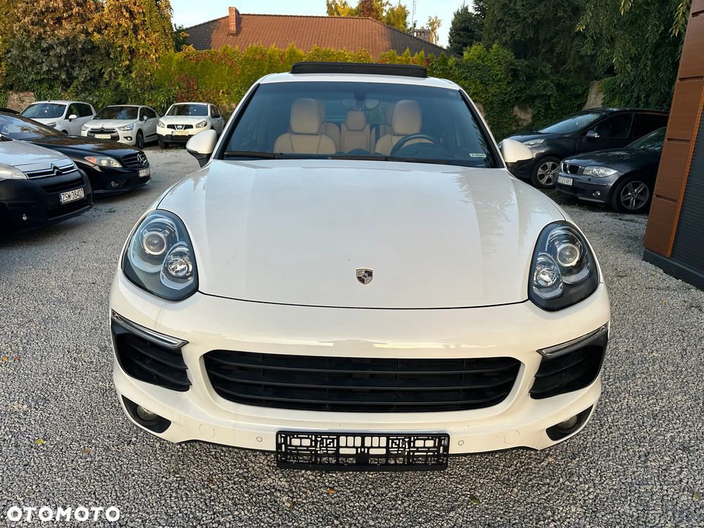 Porsche Cayenne - 3