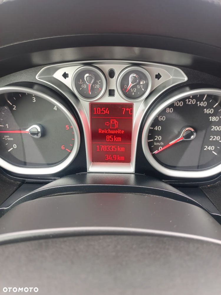 Ford Kuga 2.0 TDCi 4x4 Individual - 12