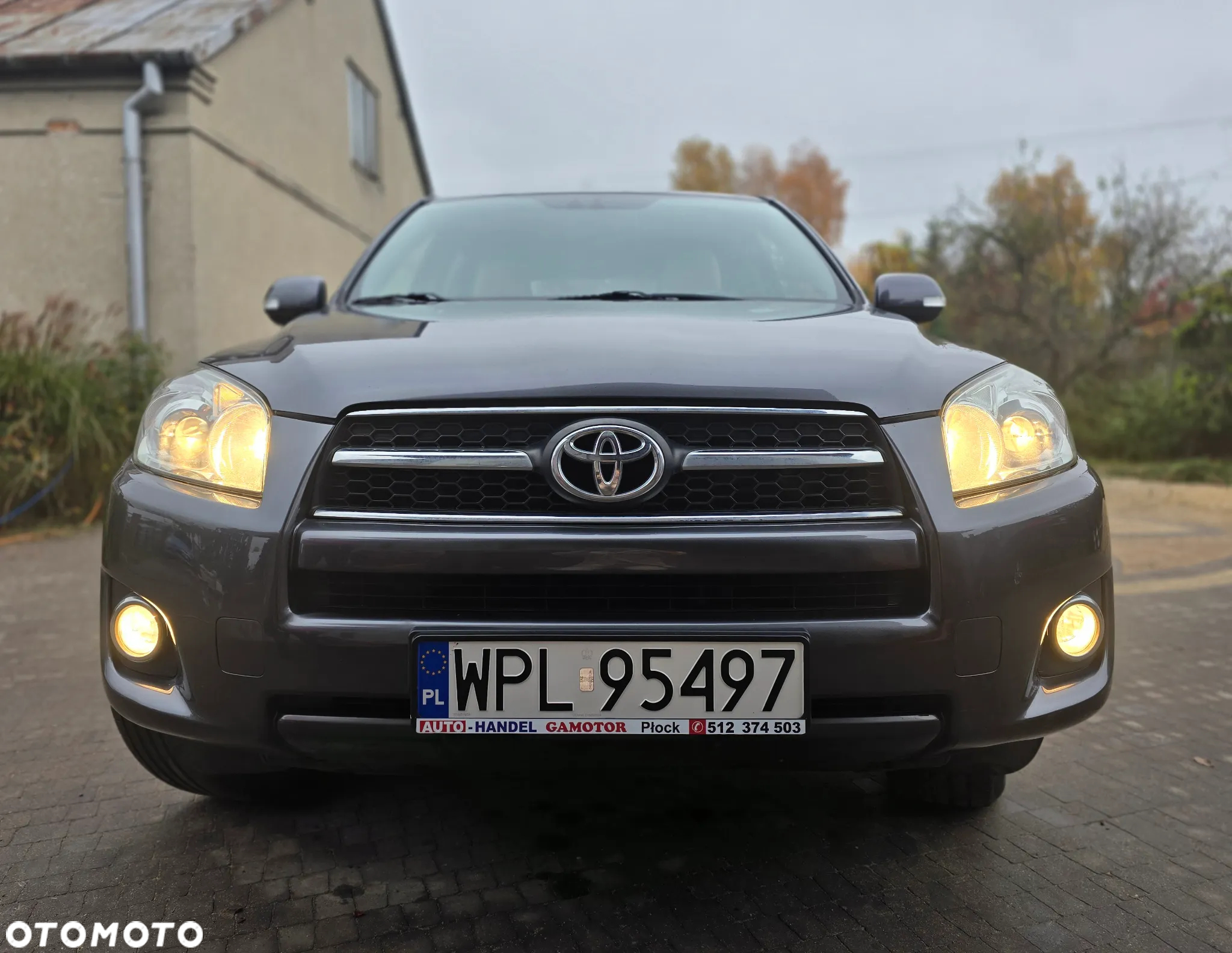 Toyota RAV4 - 2