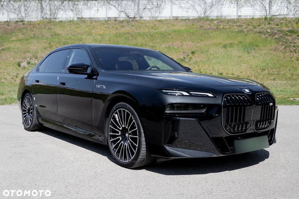 BMW i7 - 3