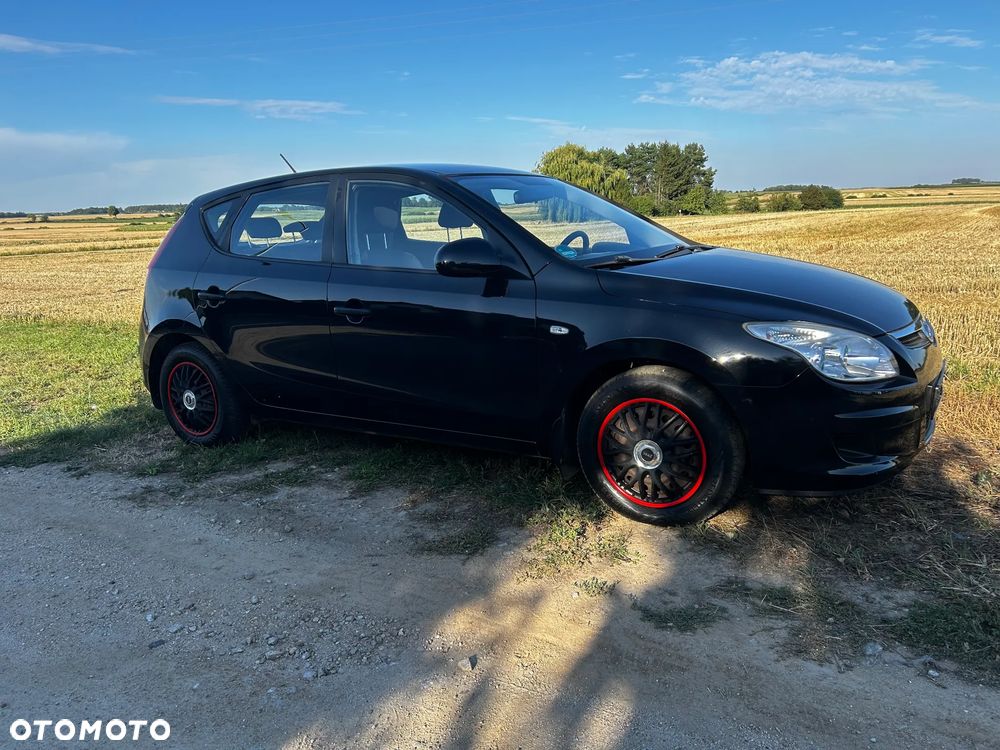 Hyundai i30 1.4 Classic + - 10