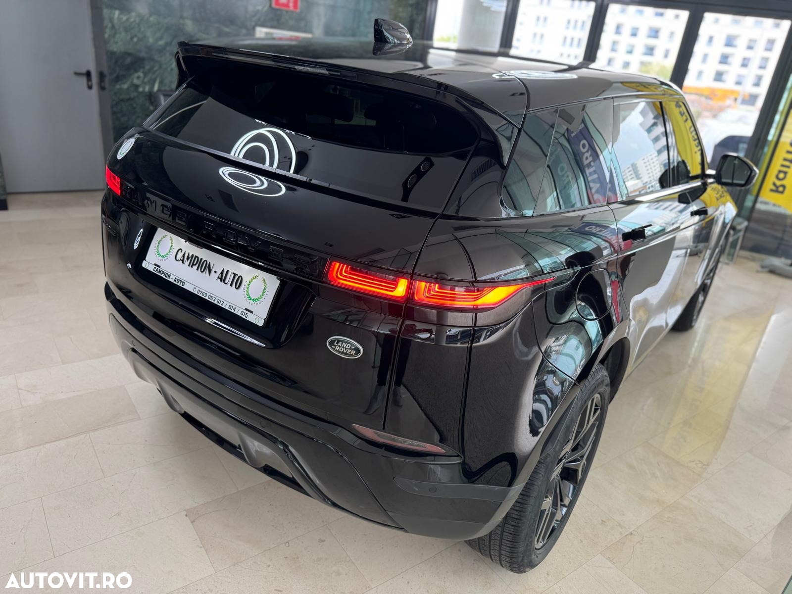 Land Rover Range Rover Evoque 2.0 D150 R-Dynamic - 5