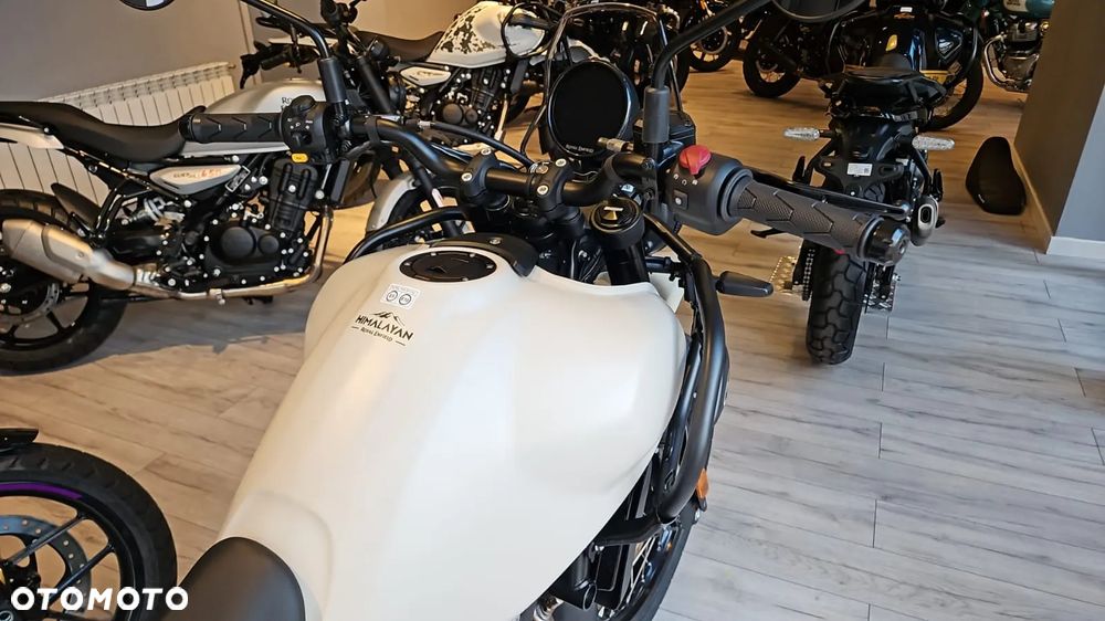 Royal Enfield Himalayan - 12