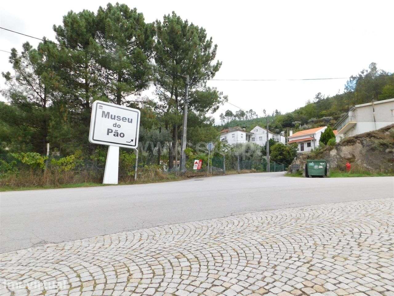 Lote / Seia, Seia, São Romão e Lapa dos Dinheiros - Grande imagem: 3/11