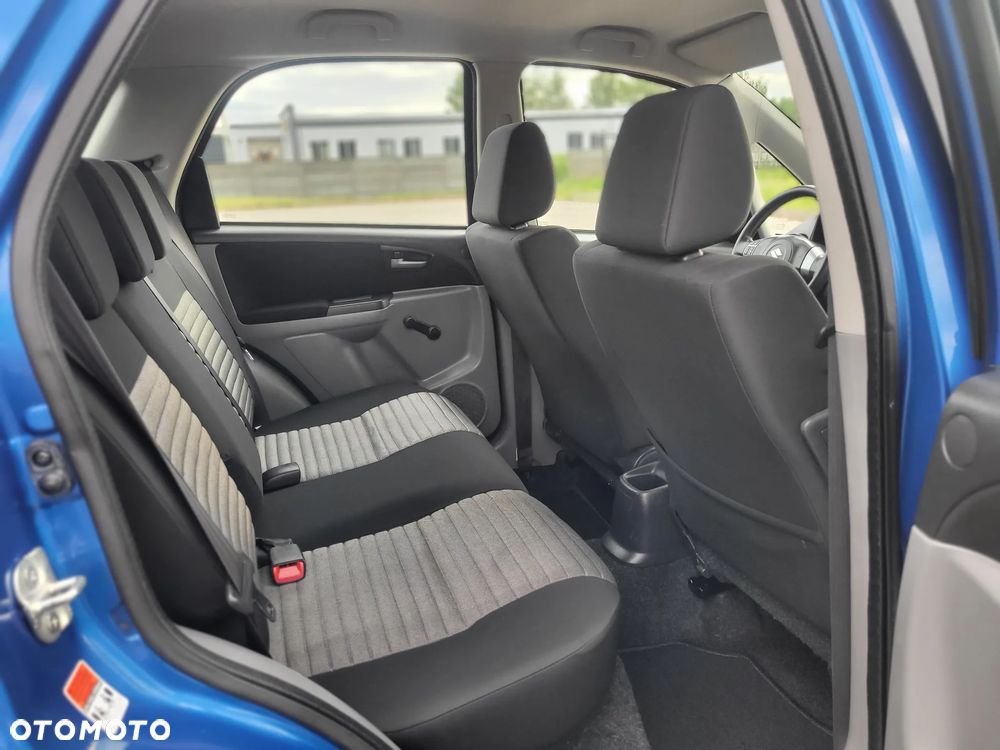 Suzuki SX4 1.6 VVT 4x4 Comfort - 17