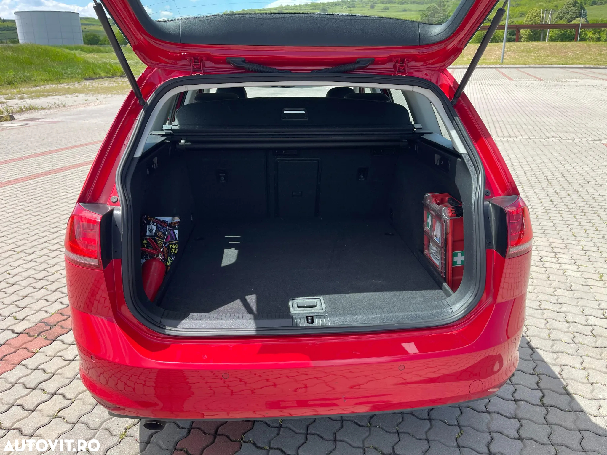 Volkswagen Golf 1.6 TDI BlueMotion Technology DSG Comfortline - 21