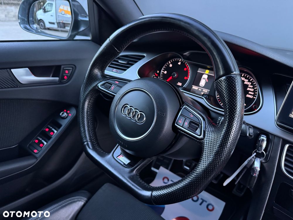 Audi A4 Avant 2.0 TDI DPF clean diesel S line Sportpaket - 22