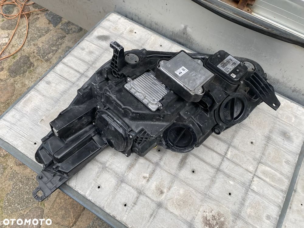 lampa ford c max II bi xenon led  prawa eu cała - 6