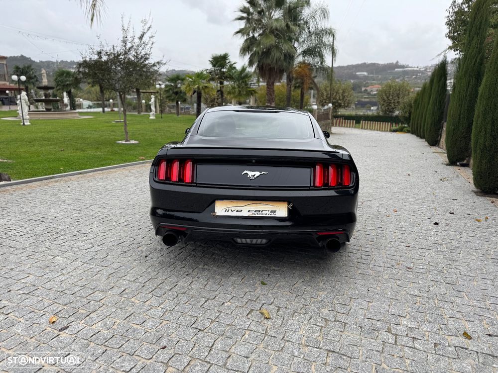 Ford Mustang 2.3 Eco Boost Aut. - 8
