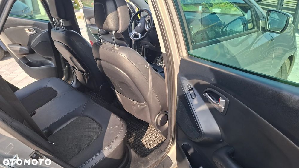 Hyundai ix35 2.0 2WD Automatik Style - 12