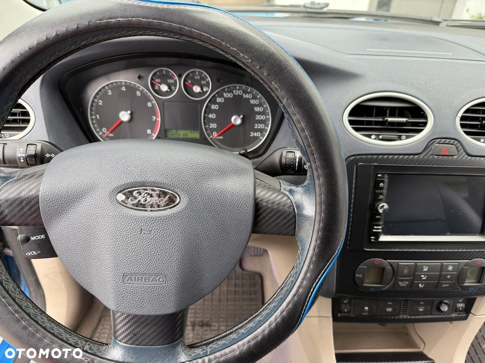 Ford Focus - 12