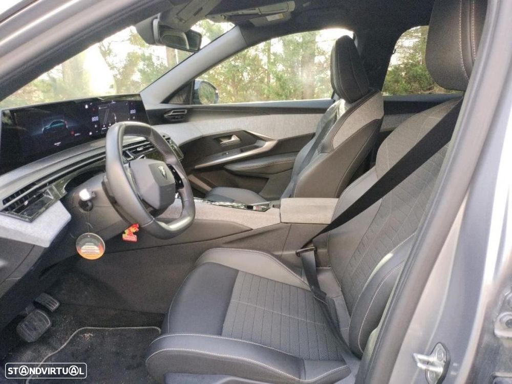 Peugeot E-3008 73 kWh Allure - 6