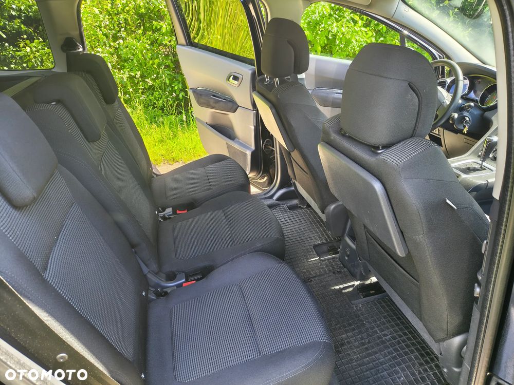 Peugeot 5008 2.0 HDi Active 7os - 9