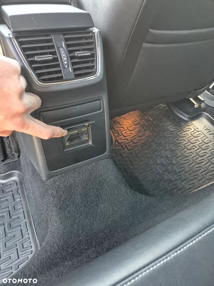 Skoda Octavia 2.0 TDI DSG RS - 13