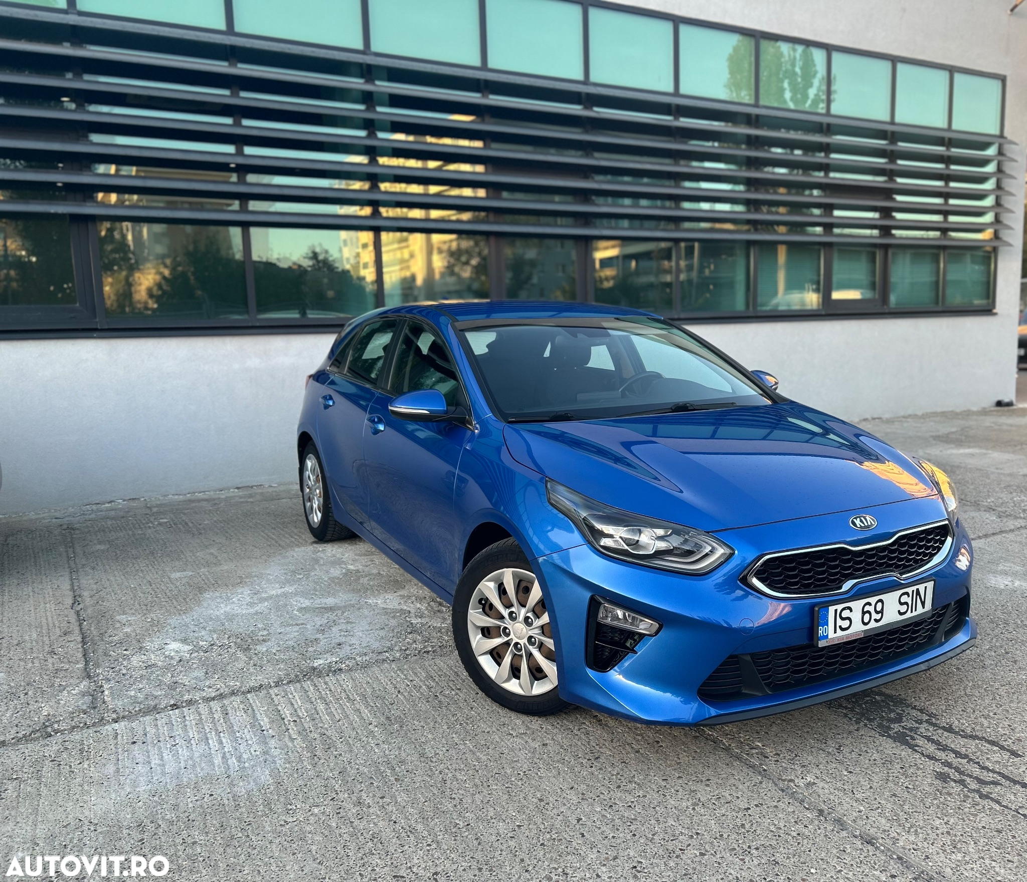 Kia Ceed 1.4 T-GDI 7DCT Star - 9