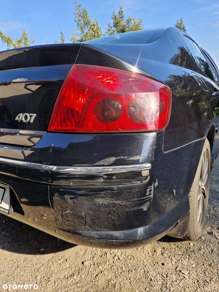 Peugeot 407 - 10