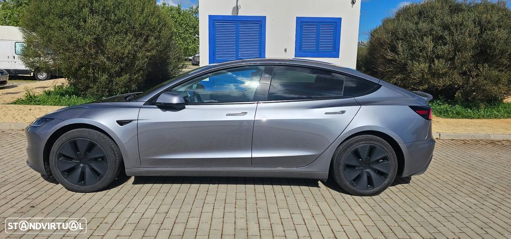 Tesla Model 3 Long Range Tração Traseira - 9