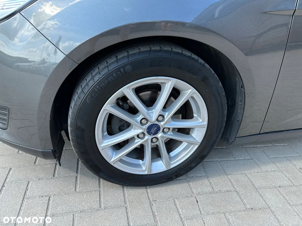 Ford Focus - 28