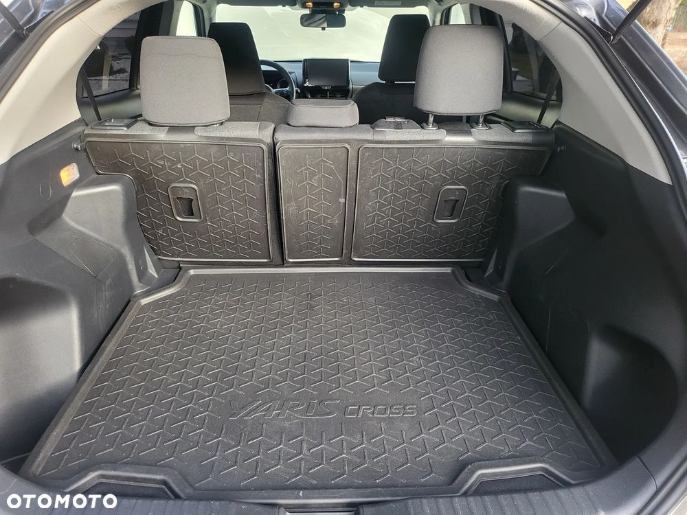 Toyota Yaris Cross - 11