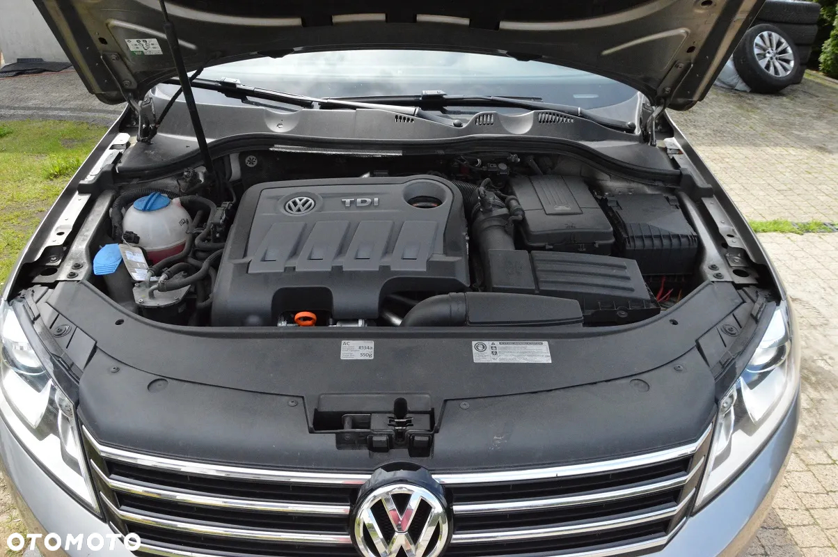 Volkswagen Passat 2.0 TDI Comfortline DSG - 39
